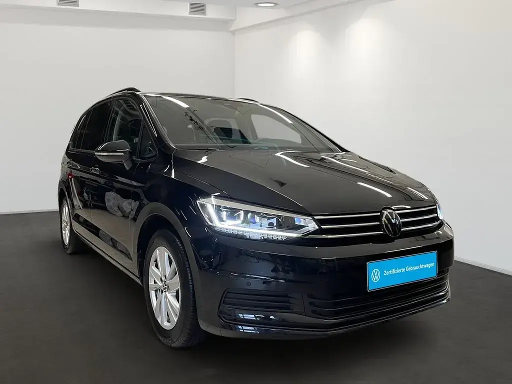 Gebraucht VW Touran Comfortline 150 PS (110 kW) 2025 Schwarz Van / Kleinbus