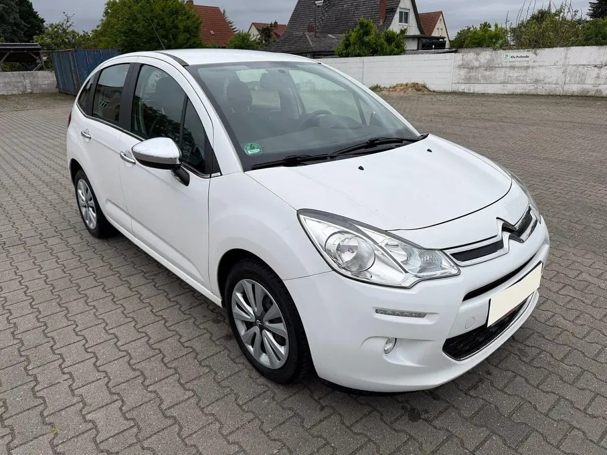 Usado Citroën C3 SELECTION 68 CV (50 kW) 2014 Blanco Utilitario