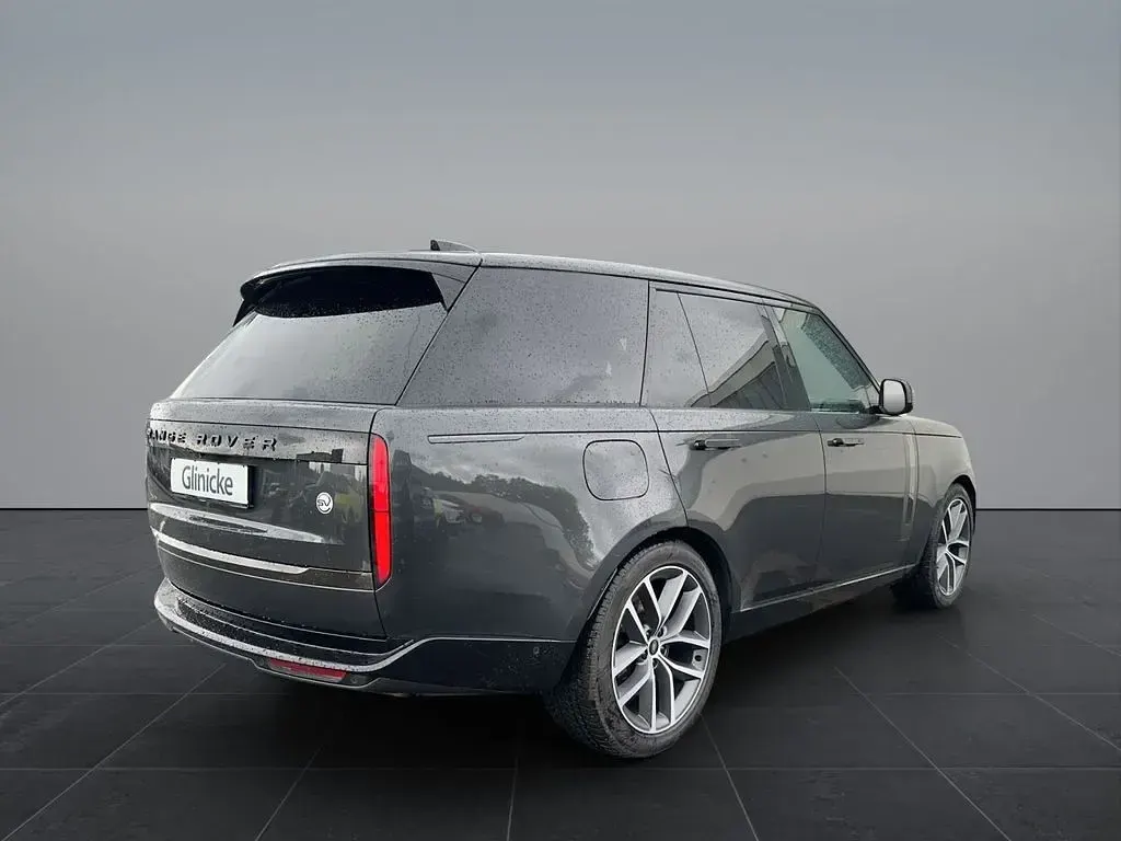 Gebraucht Land Rover Range Rover 615 PS (452 kW) 2024 Carpathian grey SUV