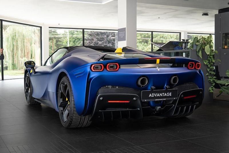 Gebraucht Ferrari SF90 2023 Blau Cabrio