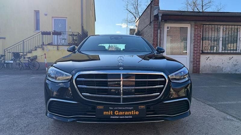 Gebraucht Mercedes S400 330 PS (242 kW) 2023 Schwarz Limousine