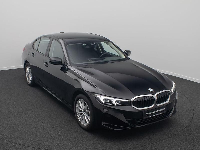 Gebraucht BMW 320 Shadowline 184 PS (135 kW) 2022 Schwarz668 Limousine