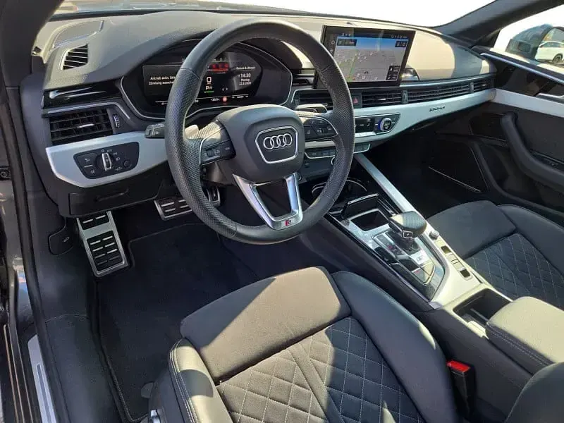 Gebraucht Audi S5 Cabriolet Ambiente 354 PS (260 kW) 2024 Daytonagrau perleffekt verdeck schwarz Cabrio
