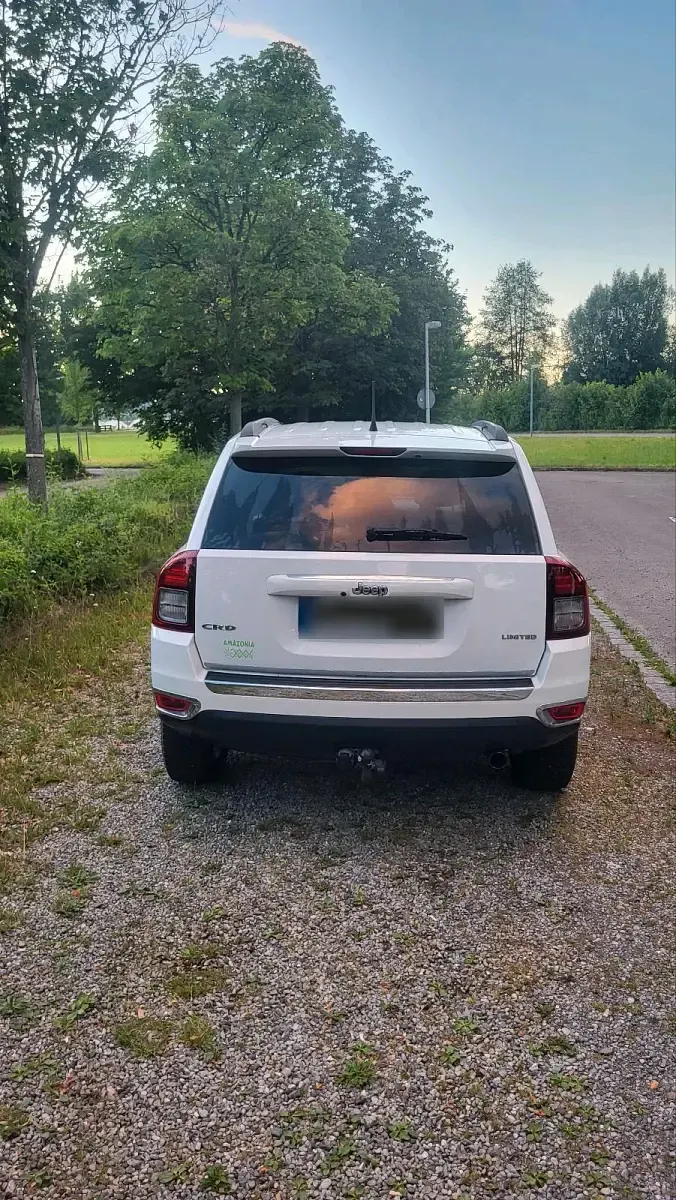 Gebraucht Jeep Compass 163 PS (119 kW) 2015 SUV
