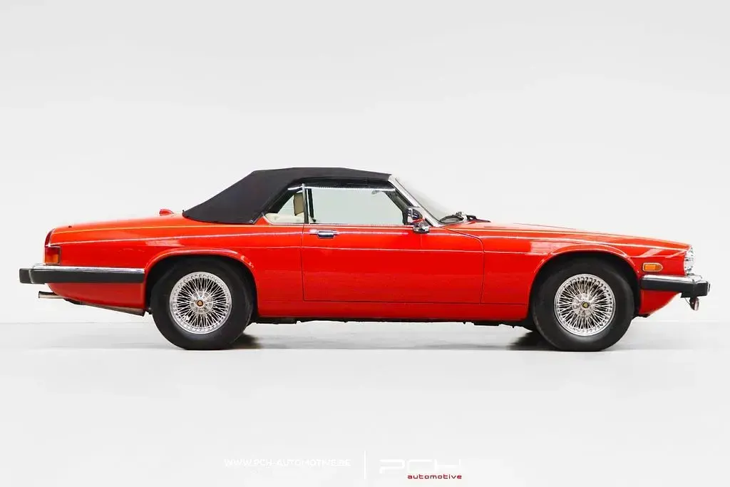 Używany Jaguar XJS 265 KM (194 kW) 1991 Czerwony Kabriolet