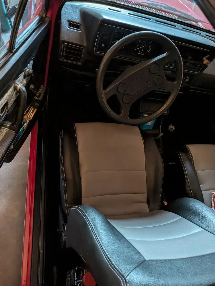 Gebraucht VW Golf Cabriolet 72 PS (52 kW) 1987 Grau Cabrio