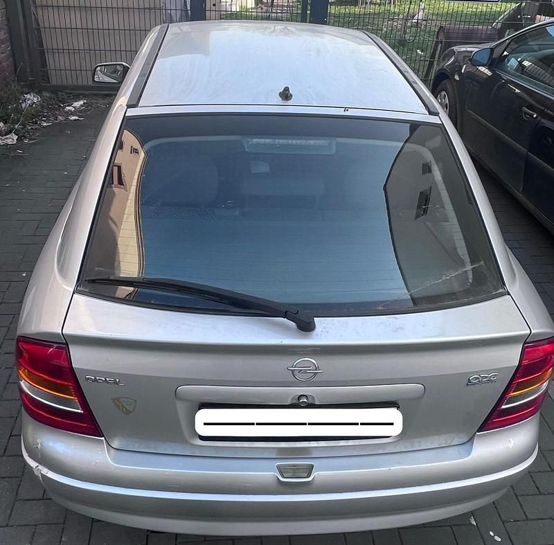 Gebraucht Opel Astra 101 PS (74 kW) 2002 Silber