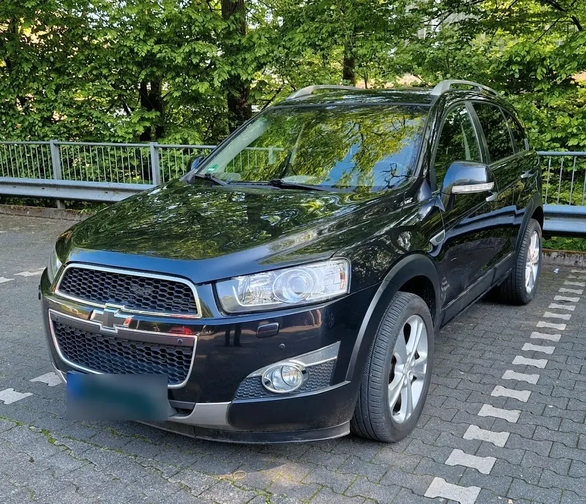 Gebraucht Chevrolet Captiva LTZ 184 PS (135 kW) 2012 Schwarz SUV