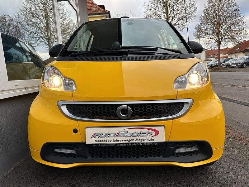 Gebraucht Smart ForTwo Cabrio Passion 84 PS (61 kW) 2015 Schwarz Cabrio