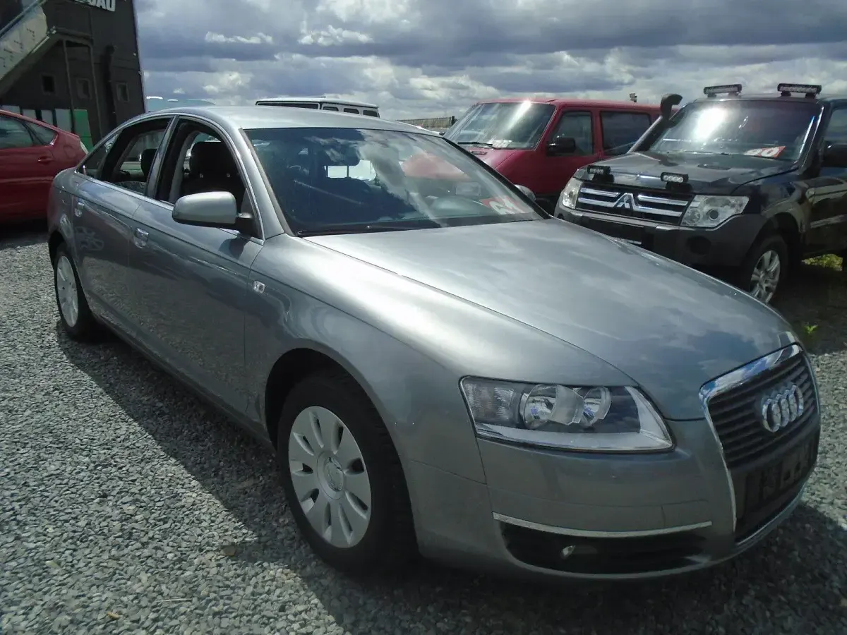 Gebraucht Audi A6 Sport 170 PS (125 kW) 2007 Grau Limousine