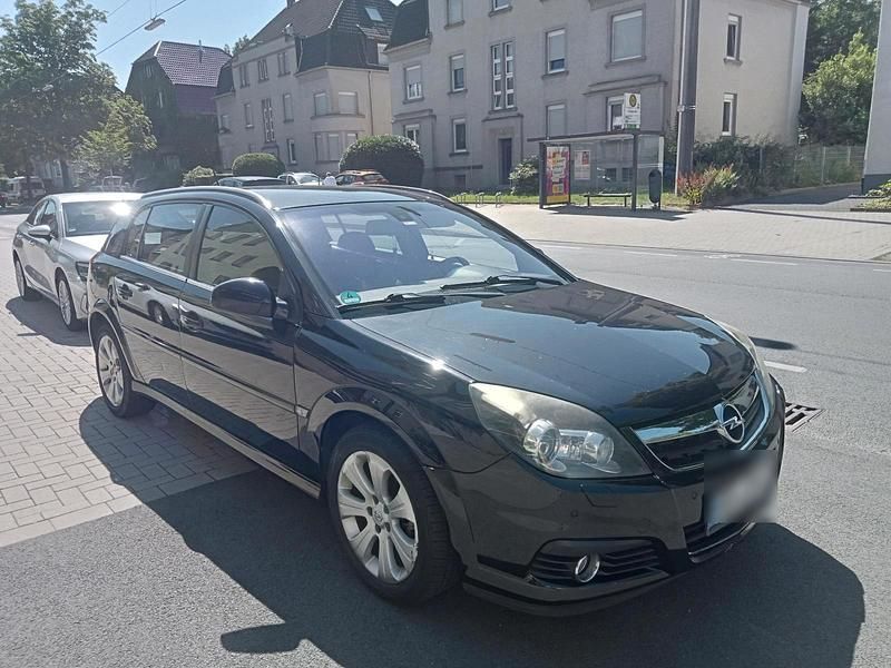 Schwarz Gebraucht 2008 Opel Signum Kleinwagen | 3.190 € (Fairer Preis) - Bild 1/4