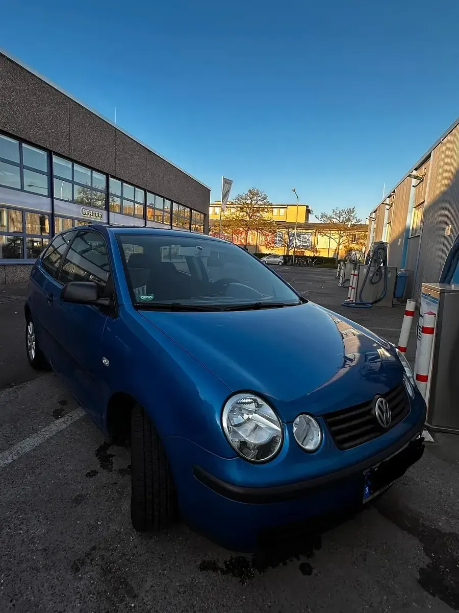 Używany VW Polo 67 KM (49 kW) 2004 Niebieski Hatchback