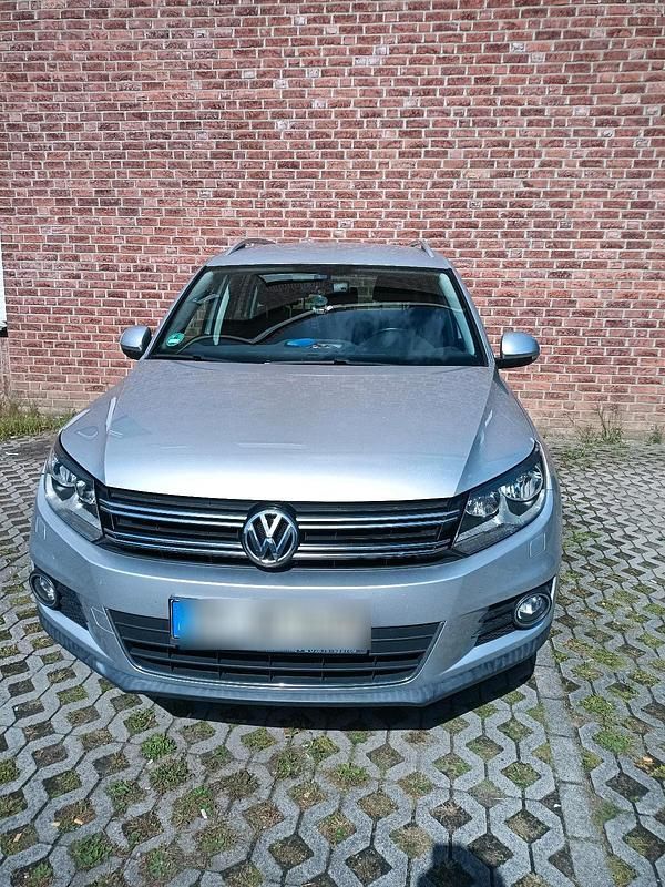 Silber Gebraucht 2012 VW Tiguan SUV | 6.500 € (Guter Preis) - Bild 1/4