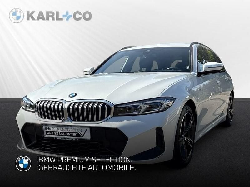 Weiss Gebraucht 2024 BMW 318 M Sport Kombi | 35.570 € (Fairer Preis) - Bild 1/4