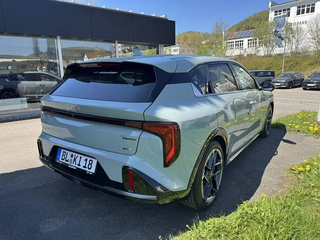 Gebraucht Kia K4 GT-Line 179 PS (131 kW) 2025 Grau Limousine