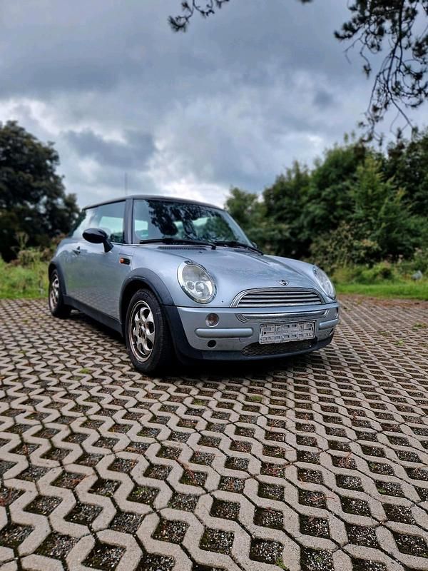 Silber Gebraucht 2004 Mini Cooper Kleinwagen | 800 € (Superpreis) - Bild 1/4