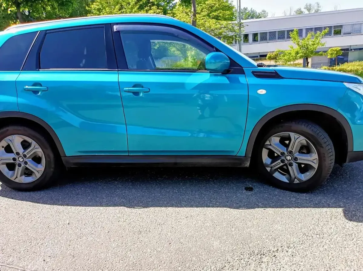 Gebraucht Suzuki Vitara Comfort 120 PS (88 kW) 2015 Blau SUV