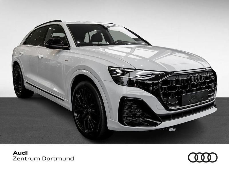 Gletscherweiß metallic Neu 2025 Audi Q8 Sport SUV | 114.450 € - Bild 1/4