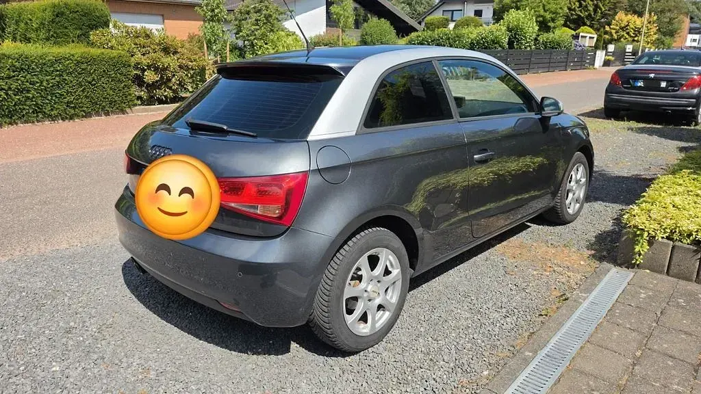 Gebraucht Audi A1 122 PS (89 kW) 2011 Grau Kleinwagen