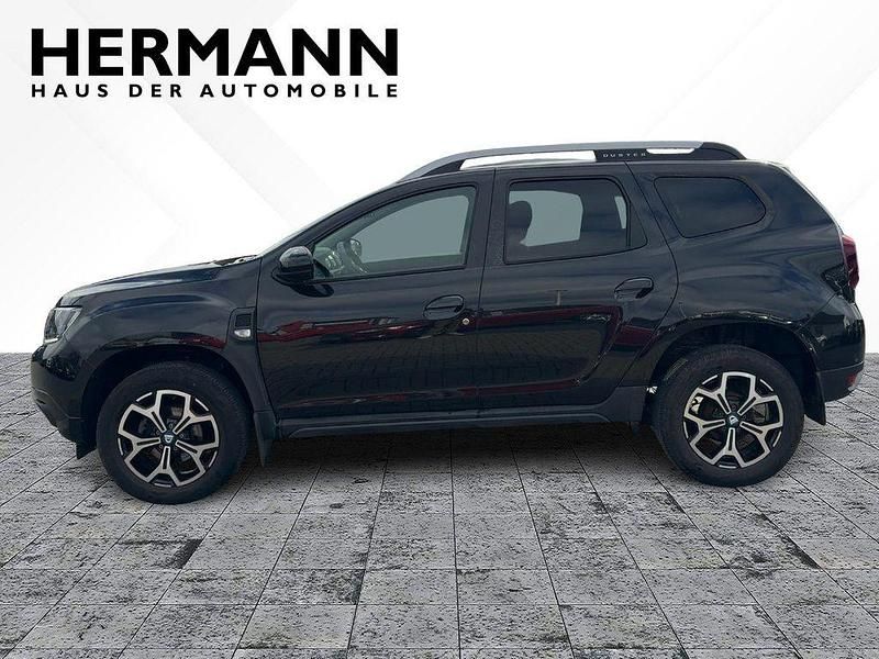 Gebraucht Dacia Duster Celebration 131 PS (96 kW) 2021 Schwarz SUV