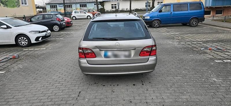 Gebraucht Mercedes E280 190 PS (139 kW) 2008 Gold Kombi