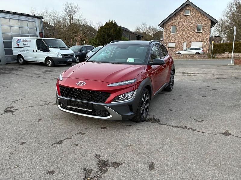 Gebraucht Hyundai Kona Prime 120 PS (88 kW) 2021 Rot SUV