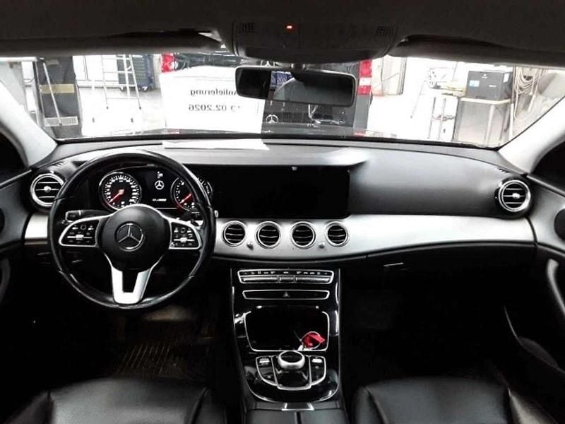 Gebraucht Mercedes E200 160 PS (117 kW) 2020 Schwarz Limousine