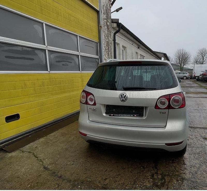 Gebraucht VW Golf Plus Cross Team 122 PS (89 kW) 2010 Silber Van / Kleinbus
