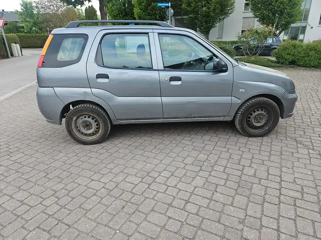 Gebraucht Subaru Justy 94 PS (69 kW) 2008 Grau Kleinwagen