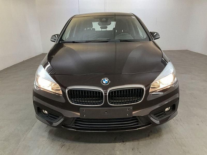 Gebraucht BMW 218 Basis 136 PS (100 kW) 2015 Sparkling brown metallic Kombi
