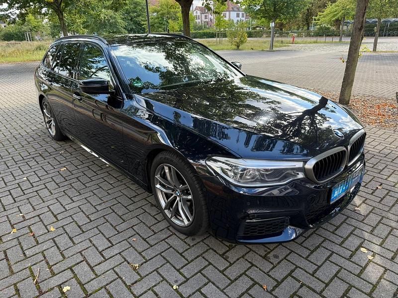 Schwarz Gebraucht 2018 BMW 540 M Sport Kombi | 21.500 € - Bild 1/4