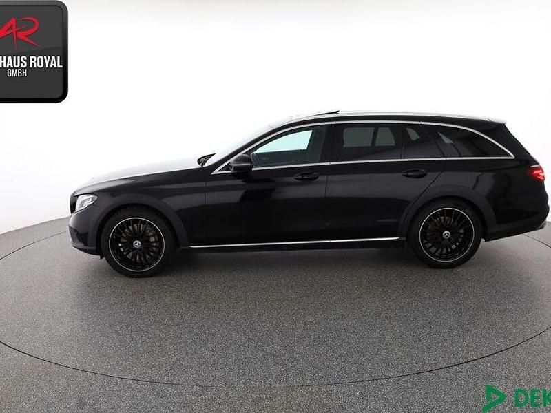 Second-hand Mercedes E400 340 CP (250 kW) 2020 Negru Break