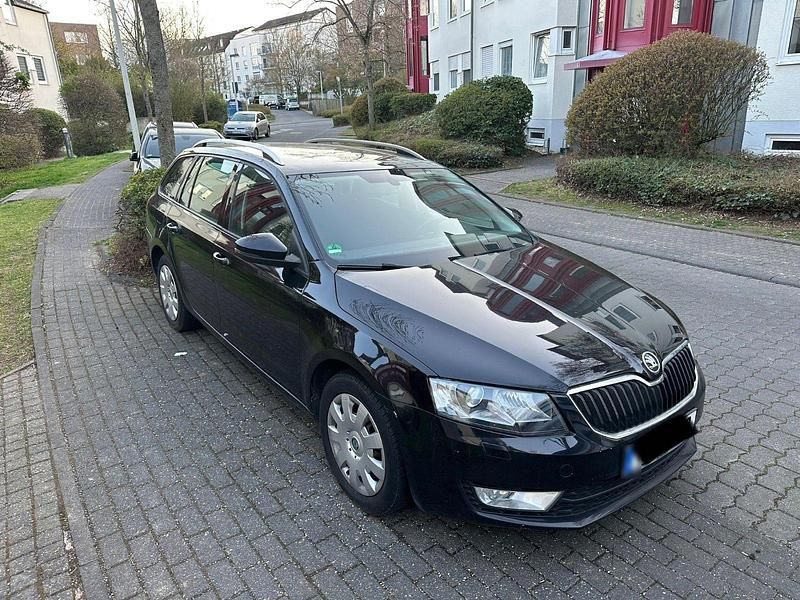 Gebraucht Skoda Octavia Ambition 150 PS (110 kW) 2014 Schwarz Kleinwagen