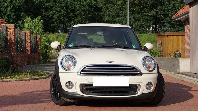 Gebraucht Mini ONE 98 PS (72 kW) 2012 Beige Kleinwagen