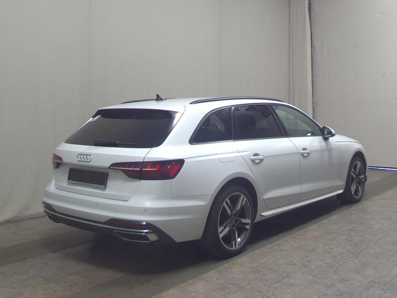 Gebraucht Audi A4 Advanced 204 PS (150 kW) 2023 Weiss Kombi