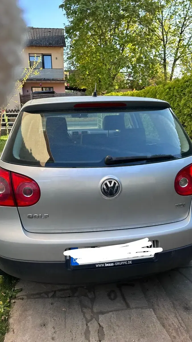 Gebraucht VW Golf V 105 PS (77 kW) 2006 Silber Kleinwagen