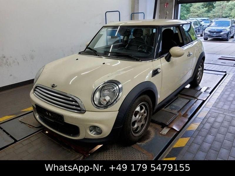 Weiß Gebraucht 2013 Mini One D Kleinwagen | 6.990 € (Fairer Preis) - Bild 1/4