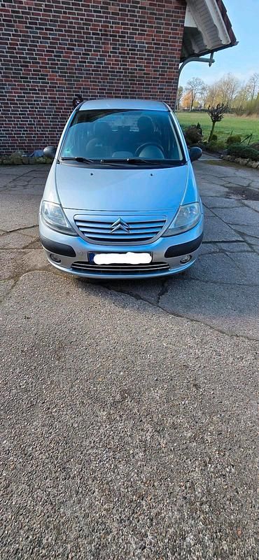Gebraucht Citroën C3 60 PS (44 kW) 2004 Silber Kleinwagen