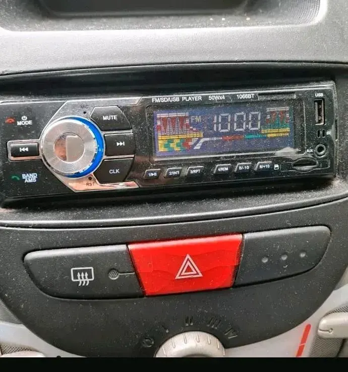 Gebraucht Peugeot 107 68 PS (50 kW) 2007 Gelb Kleinwagen