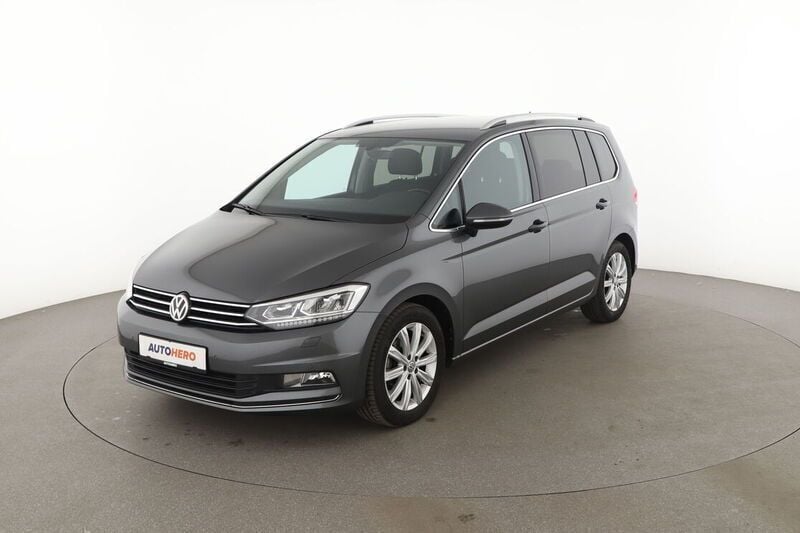 Grau Gebraucht 2016 VW Touran Highline Van / Kleinbus | 21.980 € (Fairer Preis) - Bild 1/4