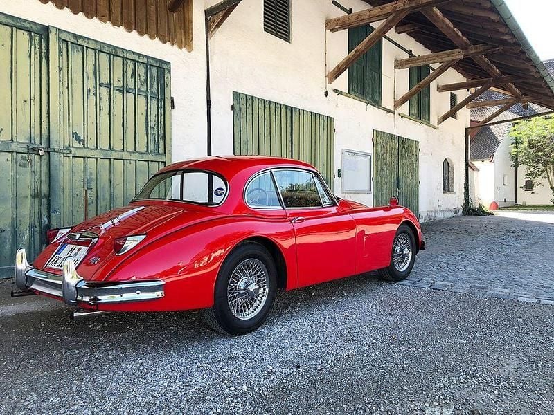 Gebraucht Jaguar XK 220 PS (161 kW) 1958 Rot Coupé