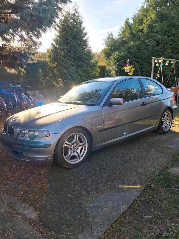 Usado BMW 316 115 HP (84 kW) 2004 Cinzento Coupé