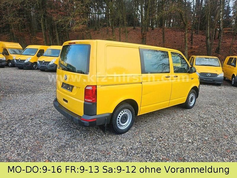 Second-hand VW Transporter 84 CP (61 kW) 2015 Galben Van
