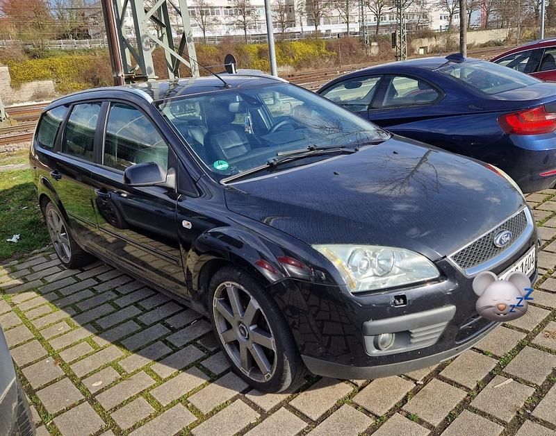 Gebraucht Ford Focus Titanium 136 PS (100 kW) 2005 Schwarz Kombi