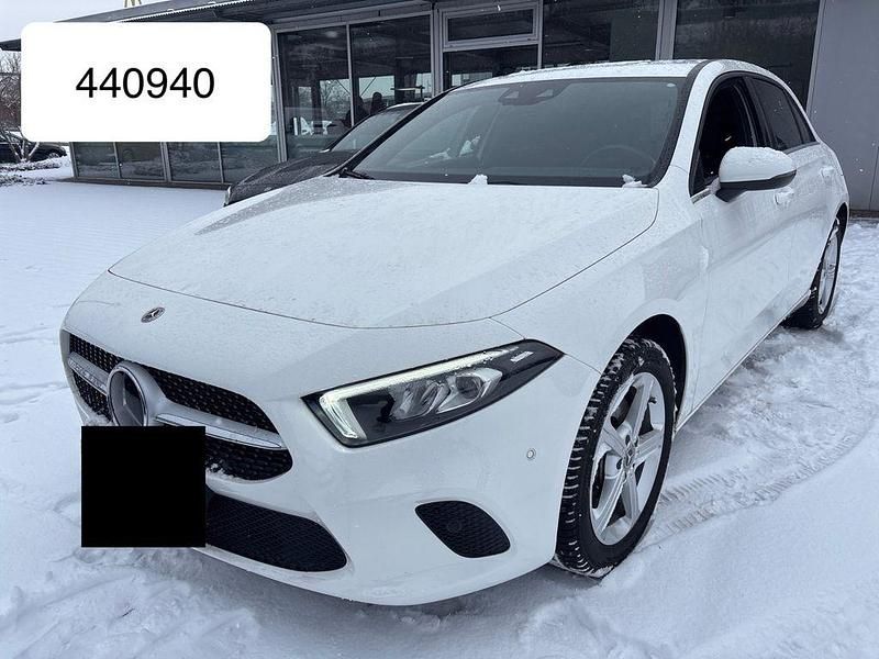 Gebraucht Mercedes A250 218 PS (160 kW) 2023 Weiß Limousine