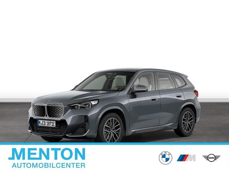 Grau Gebraucht 2025 BMW iX1 M Sport SUV | 51.623 € (Fairer Preis) - Bild 1/4