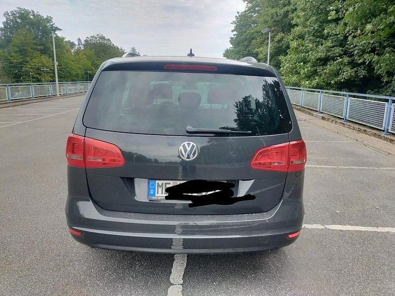 Gebraucht VW Sharan Comfortline 140 PS (102 kW) 2012 Schwarz Van / Kleinbus