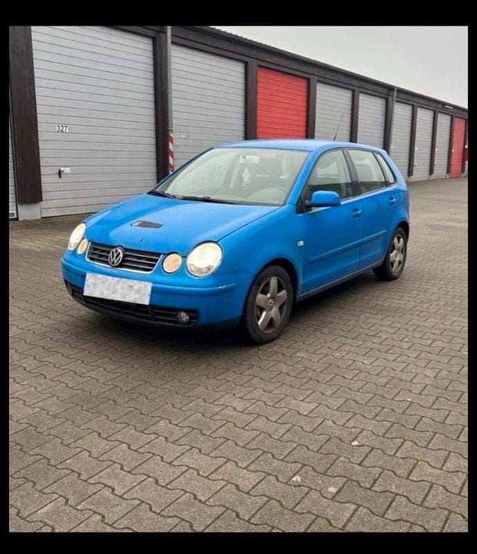 Gebraucht VW Polo 101 PS (74 kW) 2003 Blau Kleinwagen