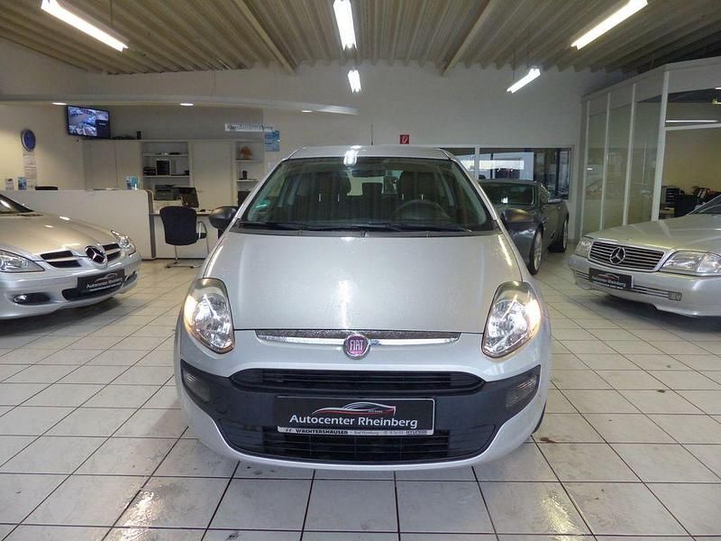 Gebraucht Fiat Punto Evo Active 77 PS (56 kW) 2010 Tundragruen met Kleinwagen