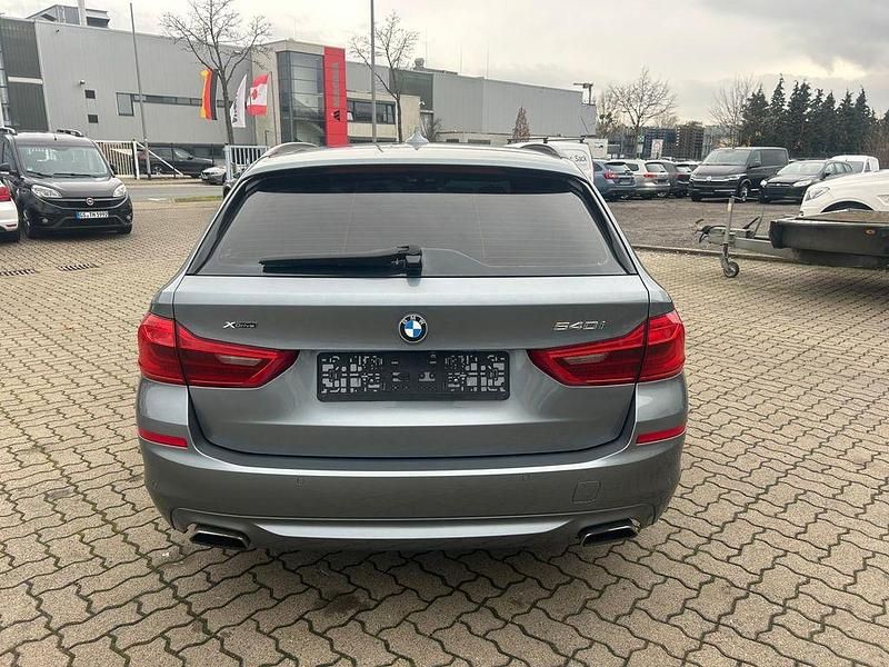 Gebraucht BMW 540 340 PS (250 kW) 2017 Blau Kombi